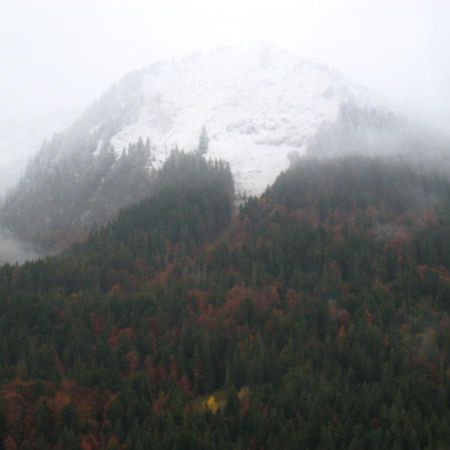 Appartement Au Pied Des Pistes, Avec Vue Sur La Montagne Берне Екстериор снимка